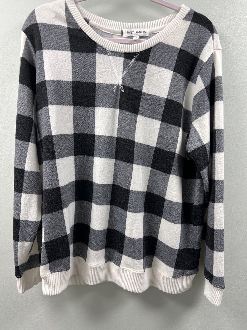 Women’s Black & White Buffalo Check Sweater
